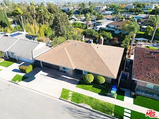 4028 Kenway Ave, Los Angeles, CA 90008
