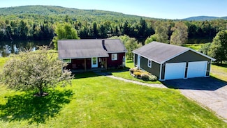 1433 E Side River Rd, Dummer, NH 03588