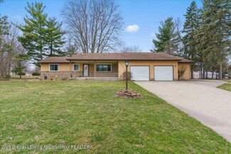 12916 Rambler Rd, Dewitt, MI 48820