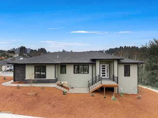 5244 NE Wave Ln, Lincoln City, OR 97367