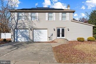 5 Del Sordo Dr, Sicklerville, NJ 08081