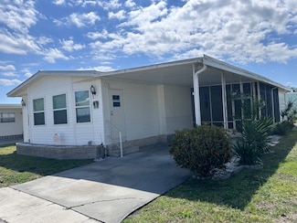 19 Parrot Place, North Fort Myers, FL 33917