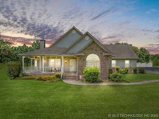 16053 E Pueblo Rd, Claremore, OK 74017