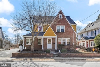 409 Sanhican Dr, Trenton, NJ 08618