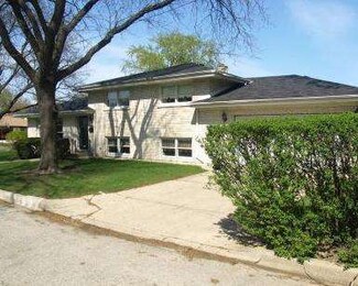 6351 N Kilpatrick Ave, Chicago, IL 60646