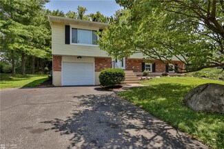 635 Beechwood St, Emmaus, PA 18049