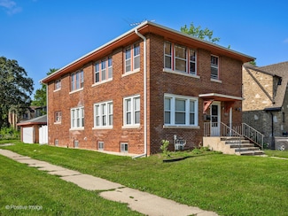 1110 W Pacific Ave, Waukegan, IL 60085