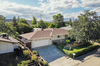 1610 Wisconsin Ave, Redding, CA 96001