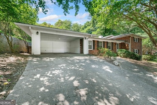 1425 Dalewood Dr NE, Atlanta, GA 30329