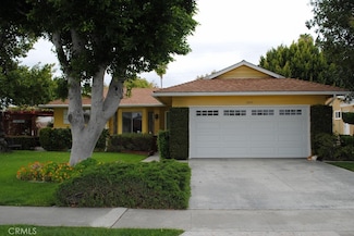 10111 Dewey Dr, Garden Grove, CA 92840