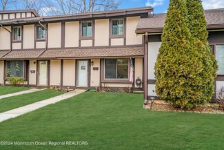 75 Whitebirch Ct, Lumberton, NJ 08048