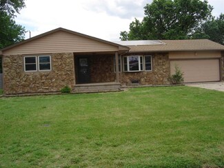 701 E Wood St, Clearwater, KS 67026