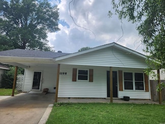 1108 S Wood St, Stuttgart, AR 72160