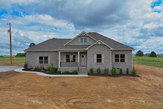 798 N Leath Rd, Portland, TN 37148