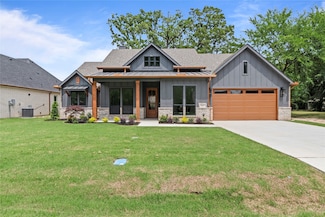 112 Springwood Rd, Enchanted Oaks, TX 75156