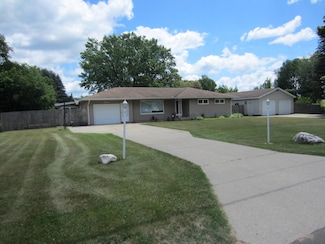 203 S Case St, Marion, MI 49665