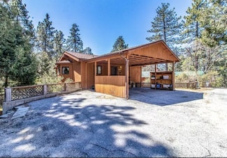 54285 Tahquitz View Dr, Idyllwild-Pine Cove, CA 92549