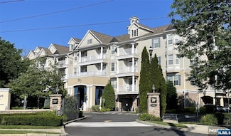 175 Rochelle Ave Unit 124, Rochelle Park, NJ 07662