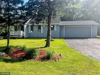 313 Riverside St, Mora, MN 55051