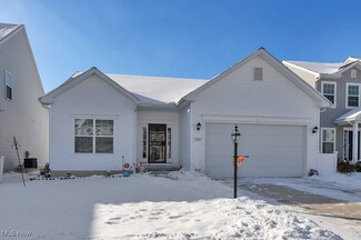 37289 Sandy Ridge Dr, North Ridgeville, OH 44039