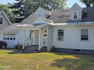 1820 Wagner St, Schenectady, NY 12303