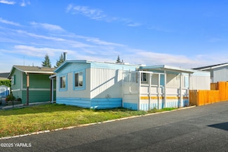 802 N 40th Ave Unit 32, Yakima, WA 98908