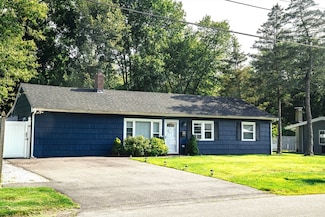 22 Hillsdale Rd, Holbrook, MA 02343