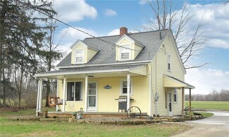 3004 S Hametown Rd, Norton, OH 44203
