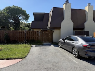 3522 Gardens East Dr Unit A, Palm Beach Gardens, FL 33410