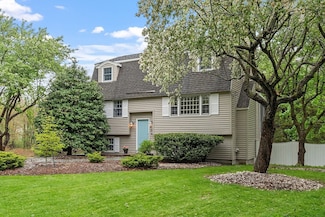 176 Chestnut St, Wilmington, MA 01887