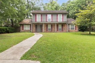 1918 Thousand Pines Dr, Kingwood, TX 77339