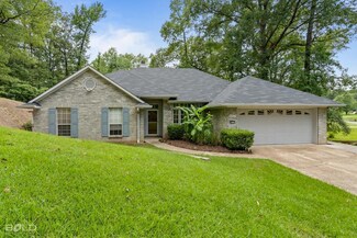 8210 White Oak Dr, Haughton, LA 71037