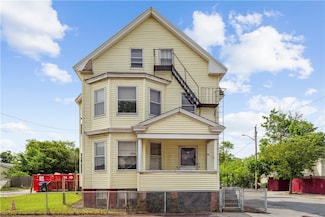 48 Trask St, Providence, RI 02905