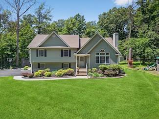 311 Myers Corners Rd, Wappingers Falls, NY 12590