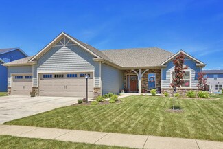 1204 Declaration Dr, Savoy, IL 61874