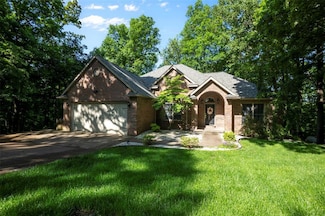 470 Touchdown Dr, Jackson, MO 63755