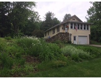 81 Little Alum Rd, Brimfield, MA 01010