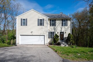 203 Norfolk St, Worcester, MA 01604