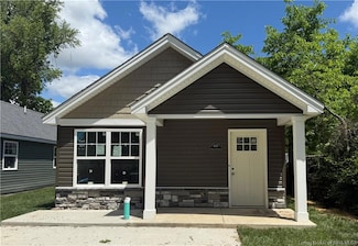 420 Myrtle St, Jeffersonville, IN 47130