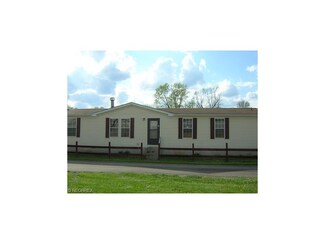 258 2nd St NW Unit 30, Carrollton, OH 44615
