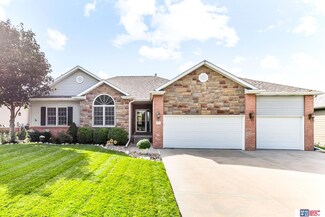 7725 Tropp Ridge Dr, Lincoln, NE 68512