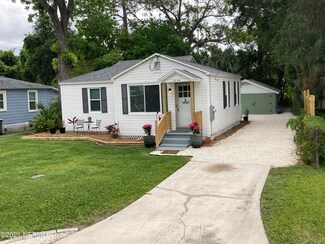 2044 Huntsford Rd, Jacksonville, FL 32207