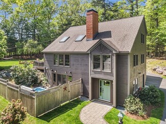 3 Valley Rd, North Reading, MA 01864