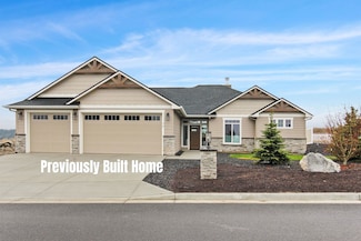 44 E Center Ln, Spokane, WA 99208