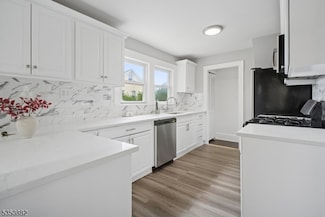 76 Rollinson St, West Orange, NJ 07052