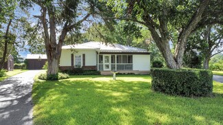 22265 Gratehouse Ln, Hempstead, TX 77445
