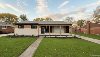 1443 Wacon Dr, Troy, MI 48083