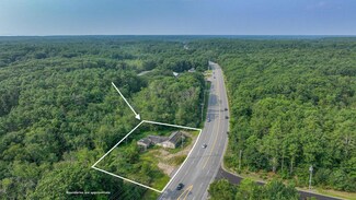 975 Us Route 1, York, ME 03909