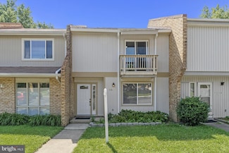 1118 Shannon Place, Herndon, VA 20170