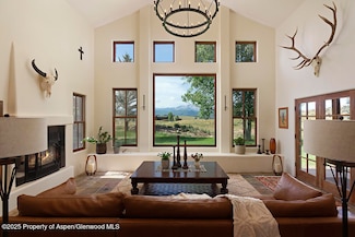 661 Green Meadow Dr, Carbondale, CO 81623